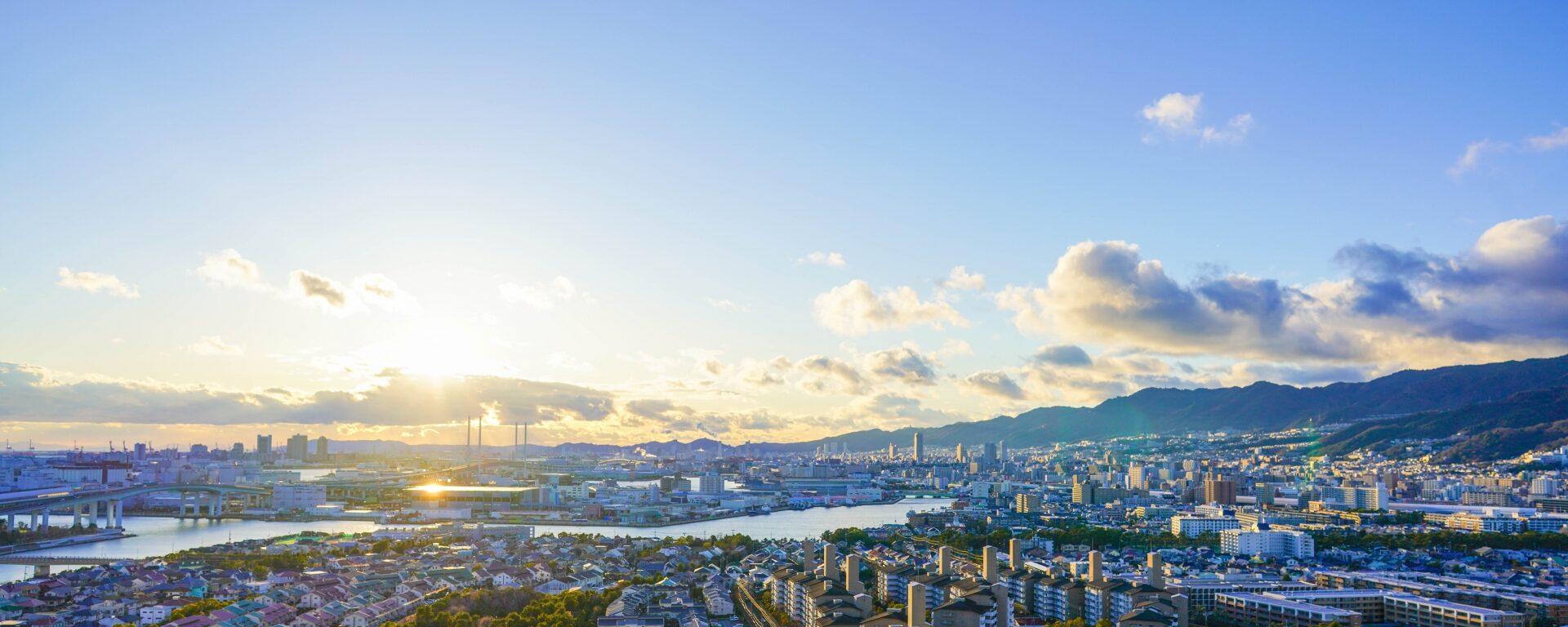 神戸の風景と六甲山